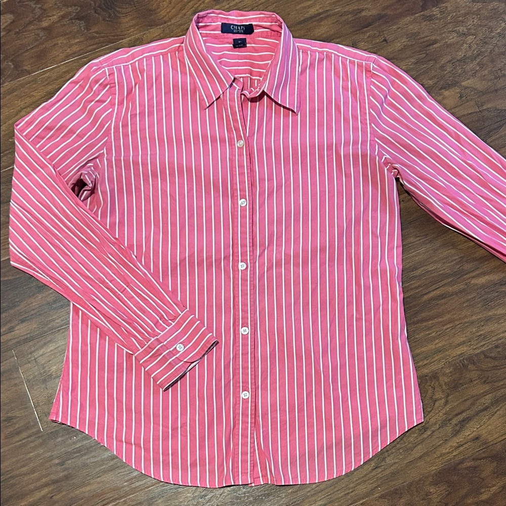 Chaps Women’s Size Medium Button Down Shirt